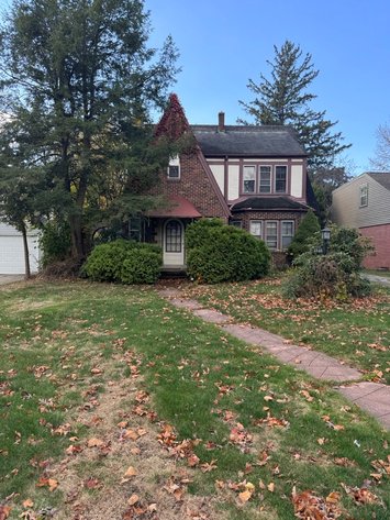 Image for MINIMUM BID AUCTION $149,000! 2515 Densmore Dr