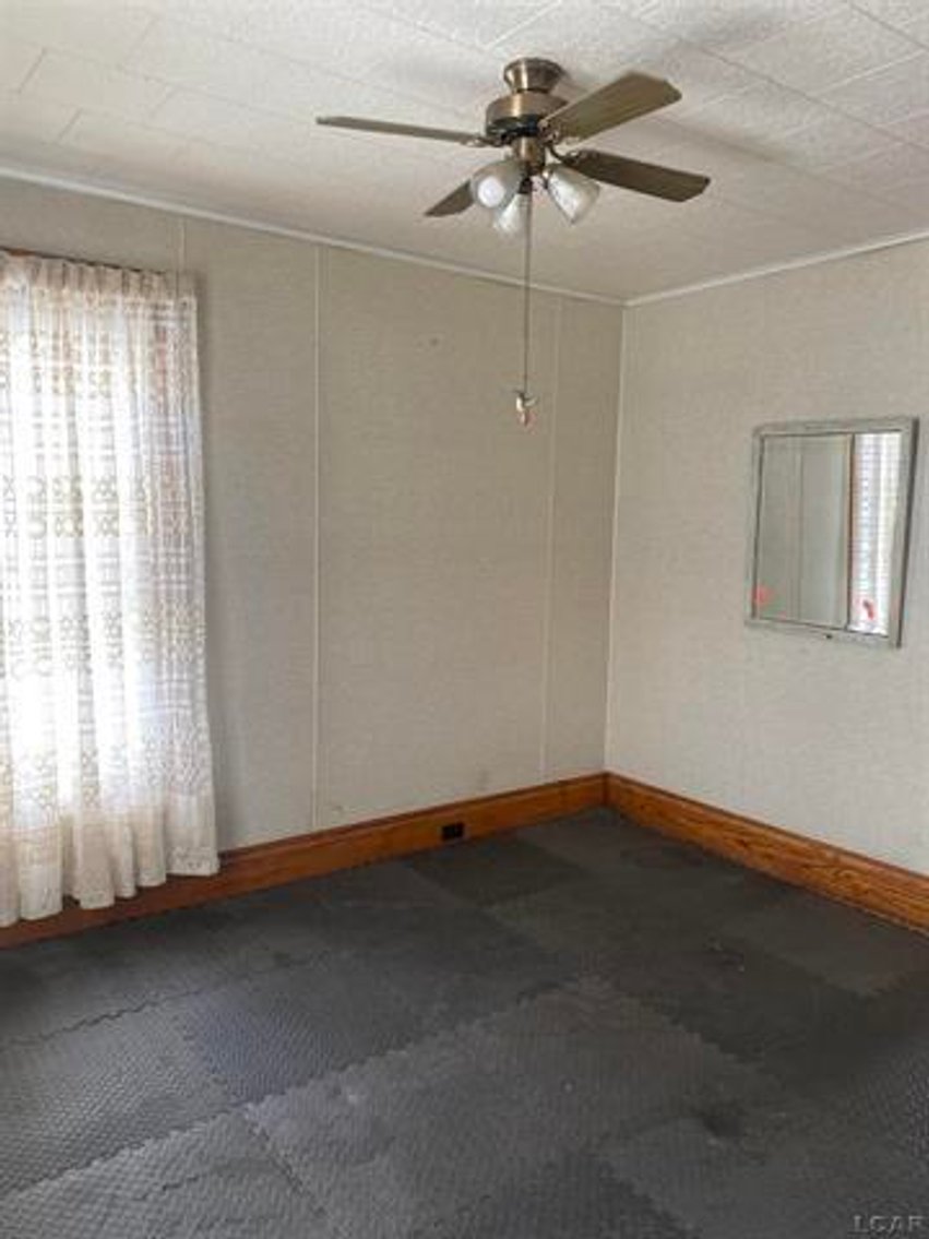 Image for MINIMUM BID AUCTION $99,000! 218 White St