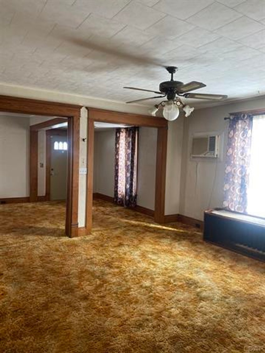 Image for MINIMUM BID AUCTION $99,000! 218 White St