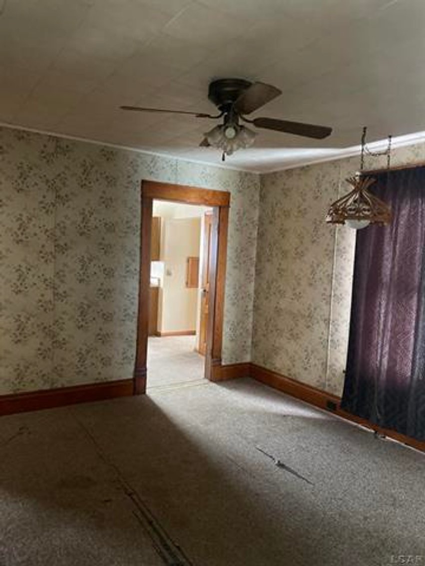 Image for MINIMUM BID AUCTION $99,000! 218 White St