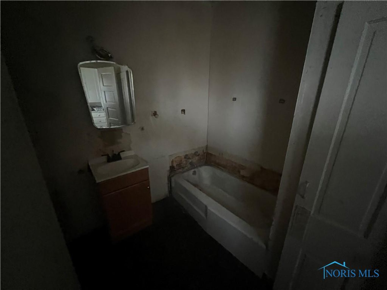 Image for MINIMUM BID $10,000! 632 Knower St