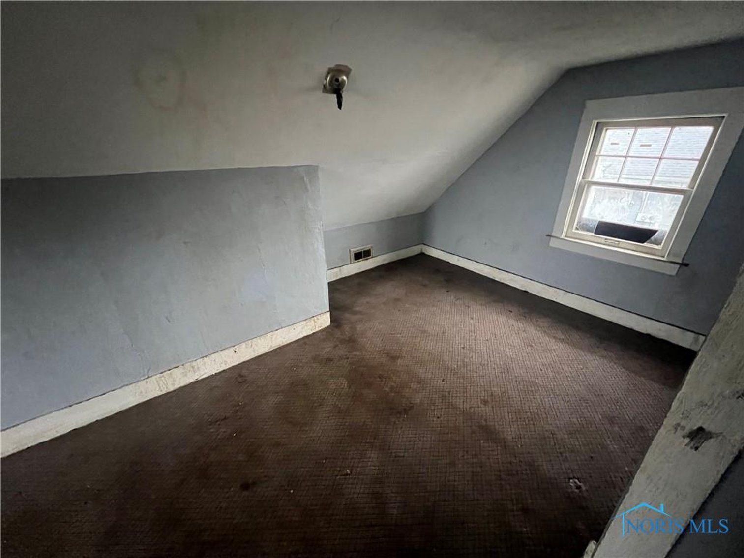 Image for MINIMUM BID AUCTION $10,000! 638 Knower St