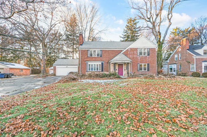 Image for MINIMUM BID AUCTION $149,000! 1660 N Cove Blvd.