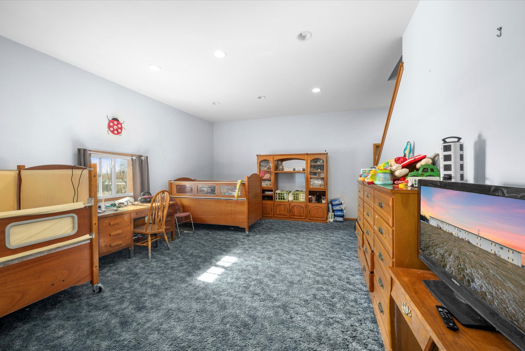 Image for MINIMUM BID AUCTION $499,000! 14614 King Rd
