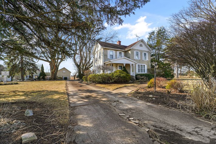 Image for MINIMUM BID AUCTION $900,000! 3133 Edgewood Rd