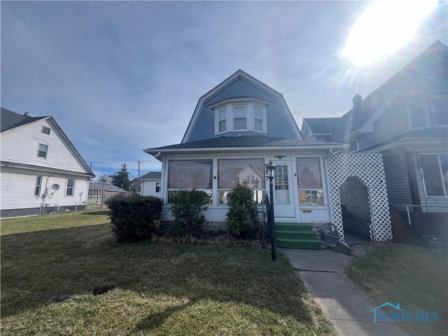 Image for MINIMUM BID AUCTION $40,000! 917 Oak St