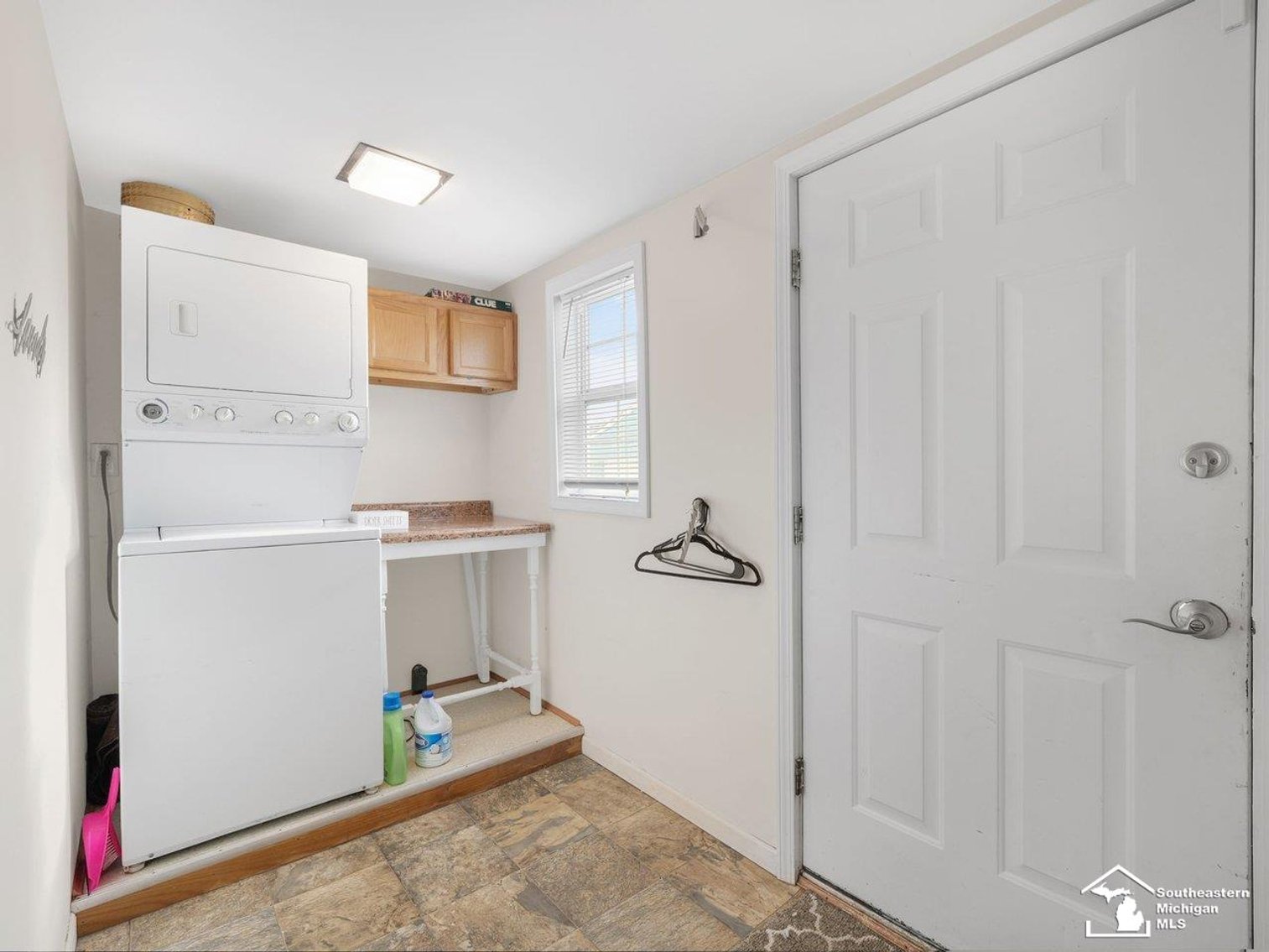 Image for MINIMUM BID AUCTION $89,000! 3362 5th Street