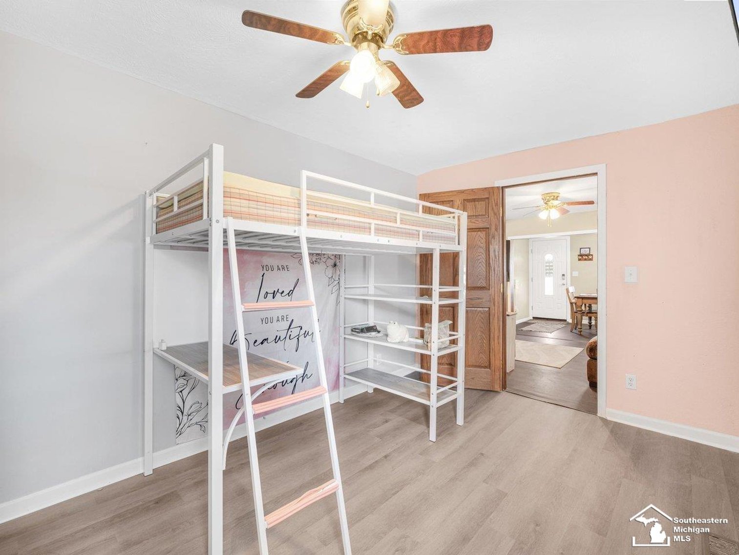 Image for MINIMUM BID AUCTION $89,000! 3362 5th Street