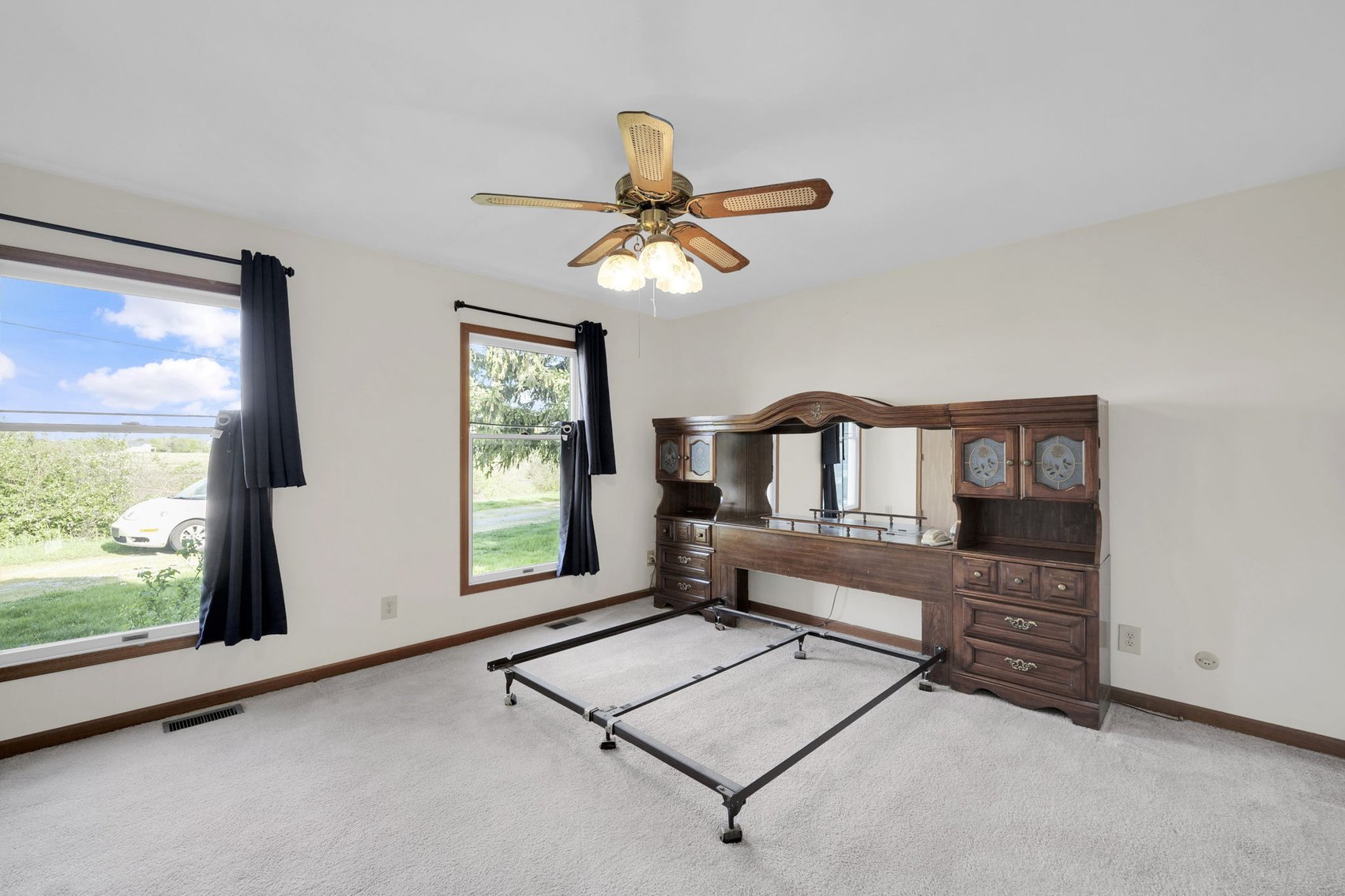 Image for MINIMUM BID AUCTION $199,000! 22450 Walnut St