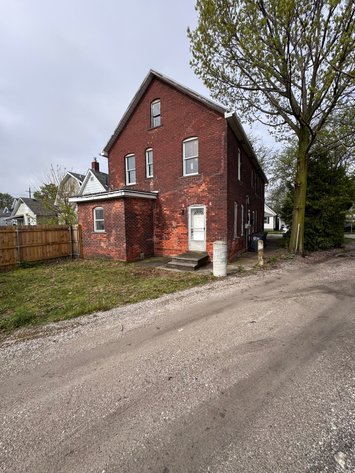 Image for MINIMUM BID AUCTION $9,000! 364 Burger St