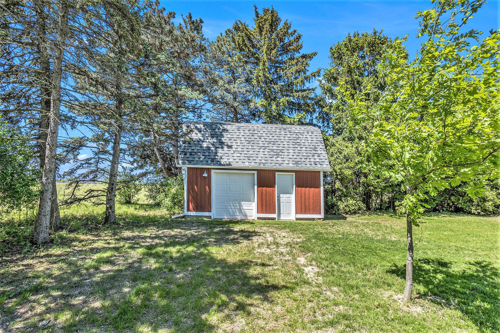 Image for MINIMUM BID AUCTION $160,000! 26331 Pemberville Rd