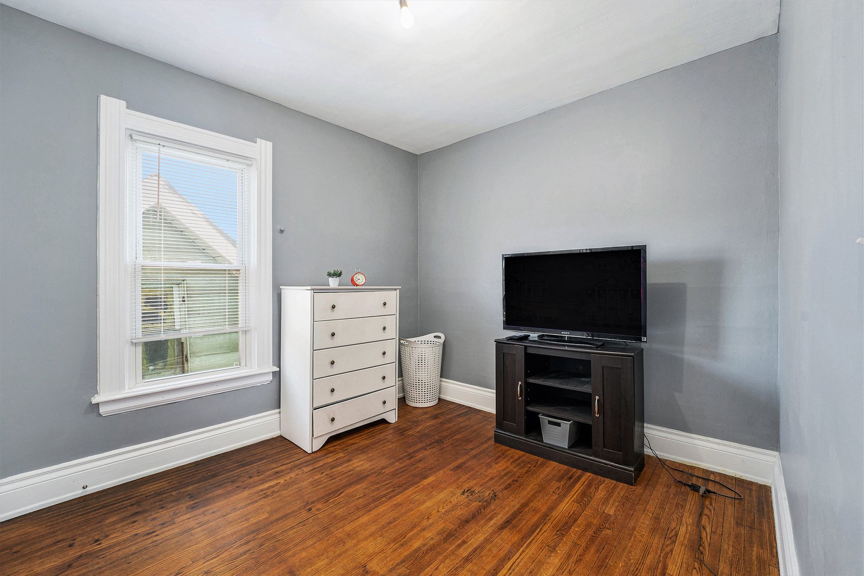 Image for MINIMUM BID AUCTION $50,000! 247 Field Ave