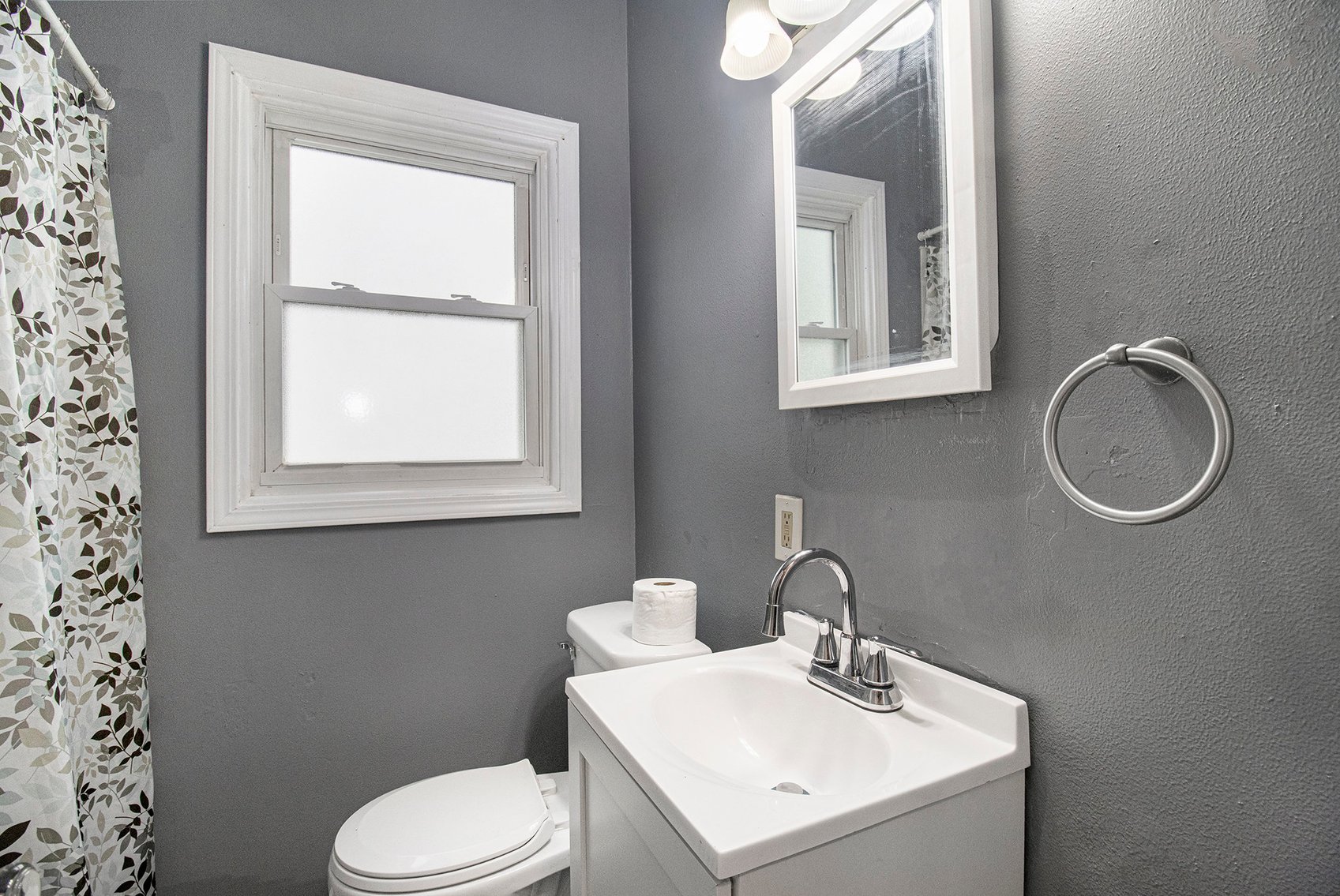 Image for MINIMUM BID AUCTION $70,000! 4409 Fairview