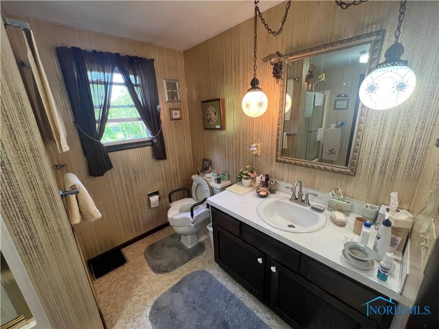 Image for MINIMUM BID AUCTION $159,000! 828 Louisiana Ave