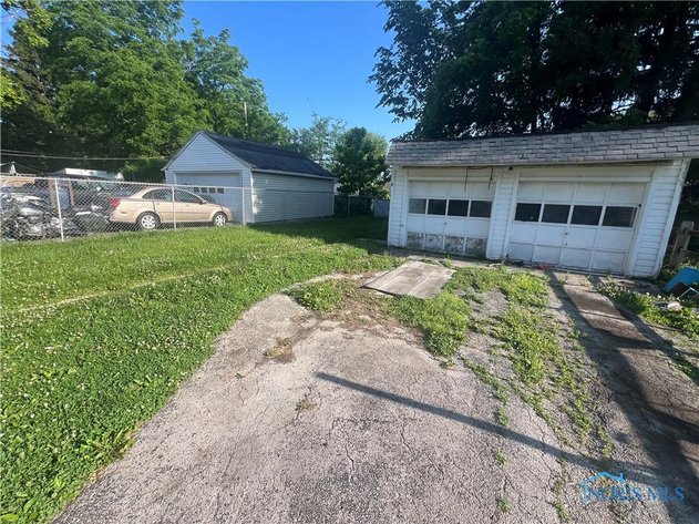 Image for MINIMUM BID AUCTION $49,000! 1048 Hawk St