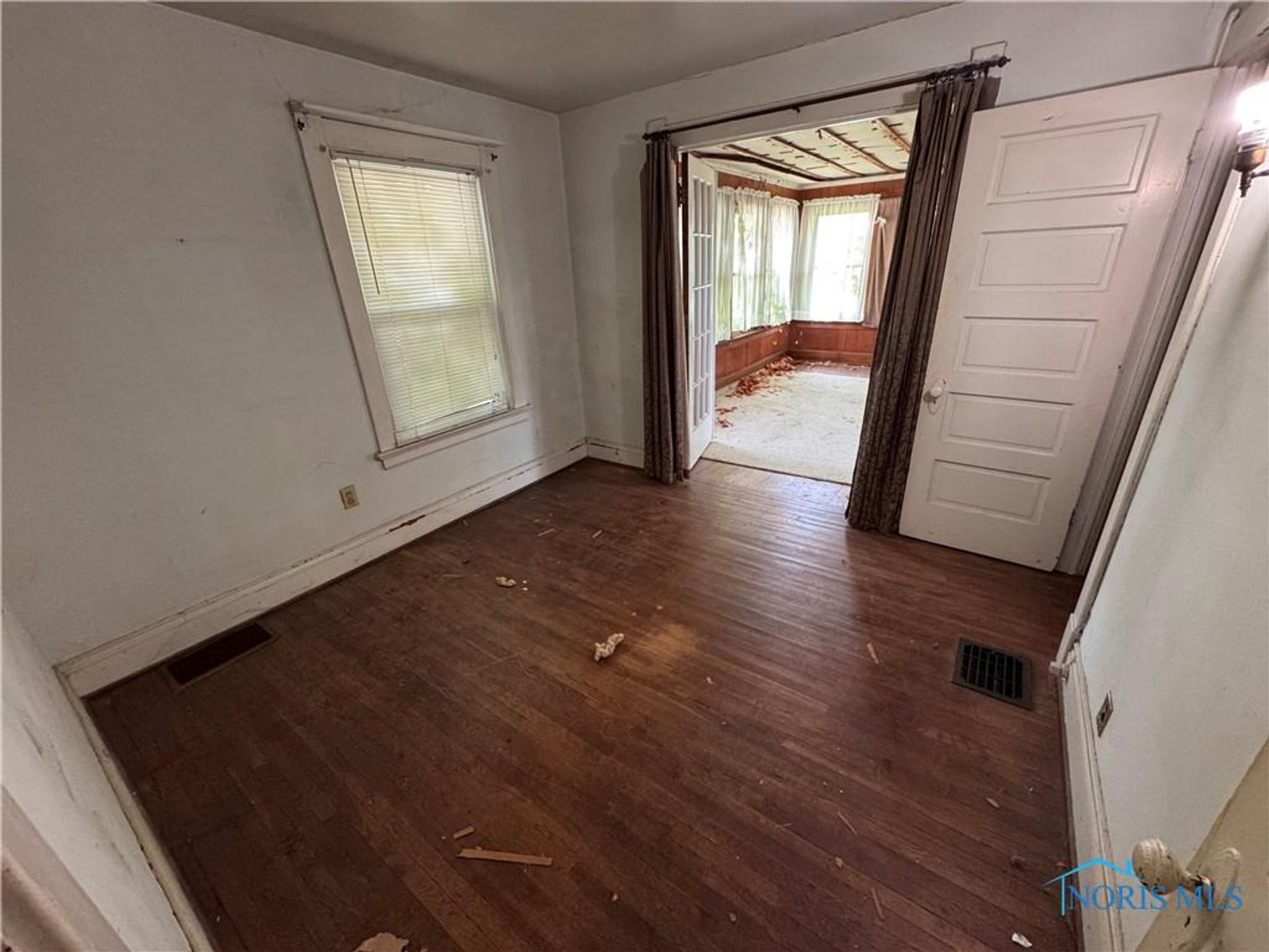 Image for MINIMUM BID AUCTION $29,000! 1221 Gordon St