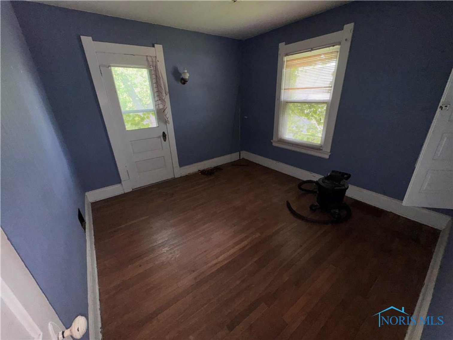 Image for MINIMUM BID AUCTION $29,000! 1221 Gordon St