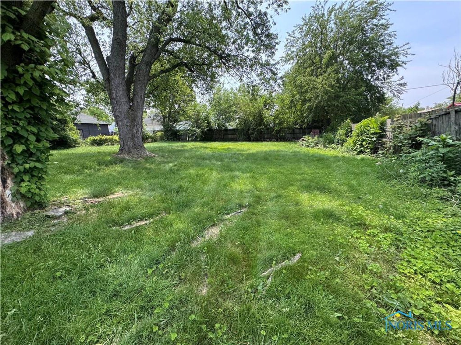 Image for MINIMUM BID AUCTION $29,000! 1221 Gordon St