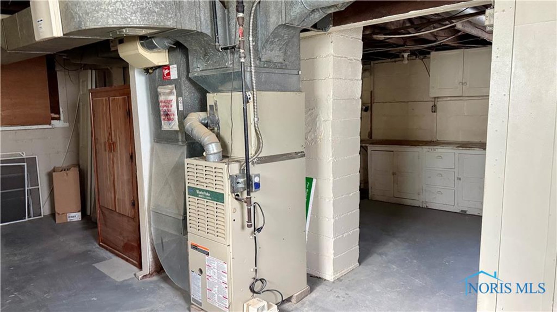 Image for MINIMUM BID AUCTION $99,000! 2659 Oak Grove Pl