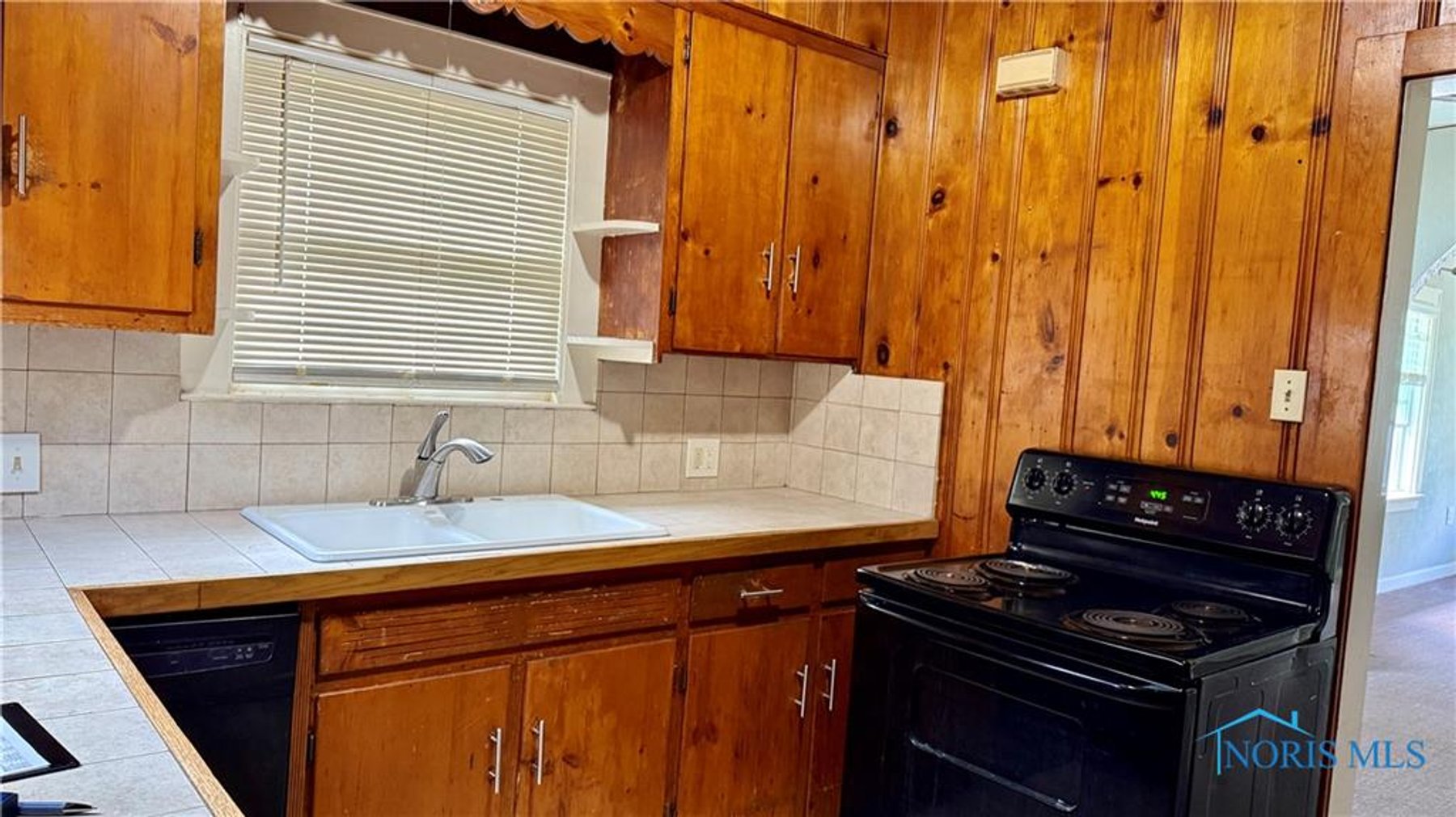 Image for MINIMUM BID AUCTION $99,000! 2659 Oak Grove Pl