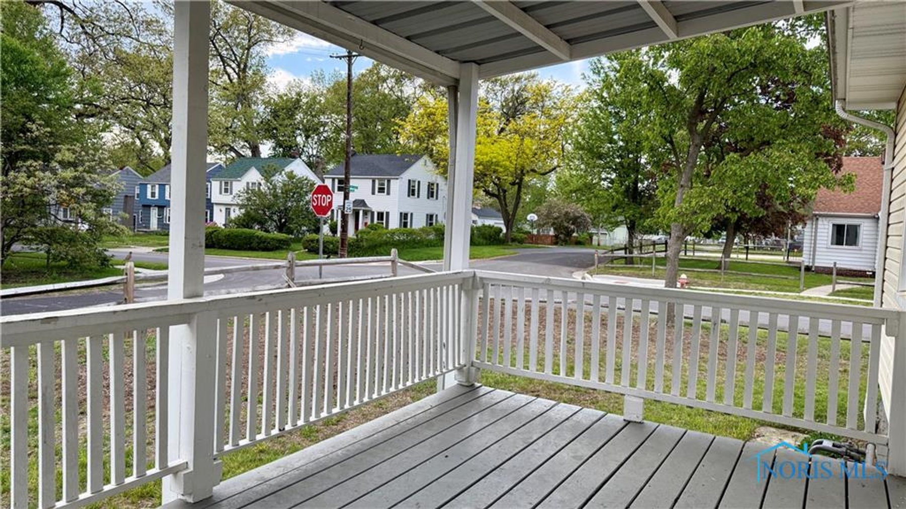 Image for MINIMUM BID AUCTION $99,000! 2659 Oak Grove Pl