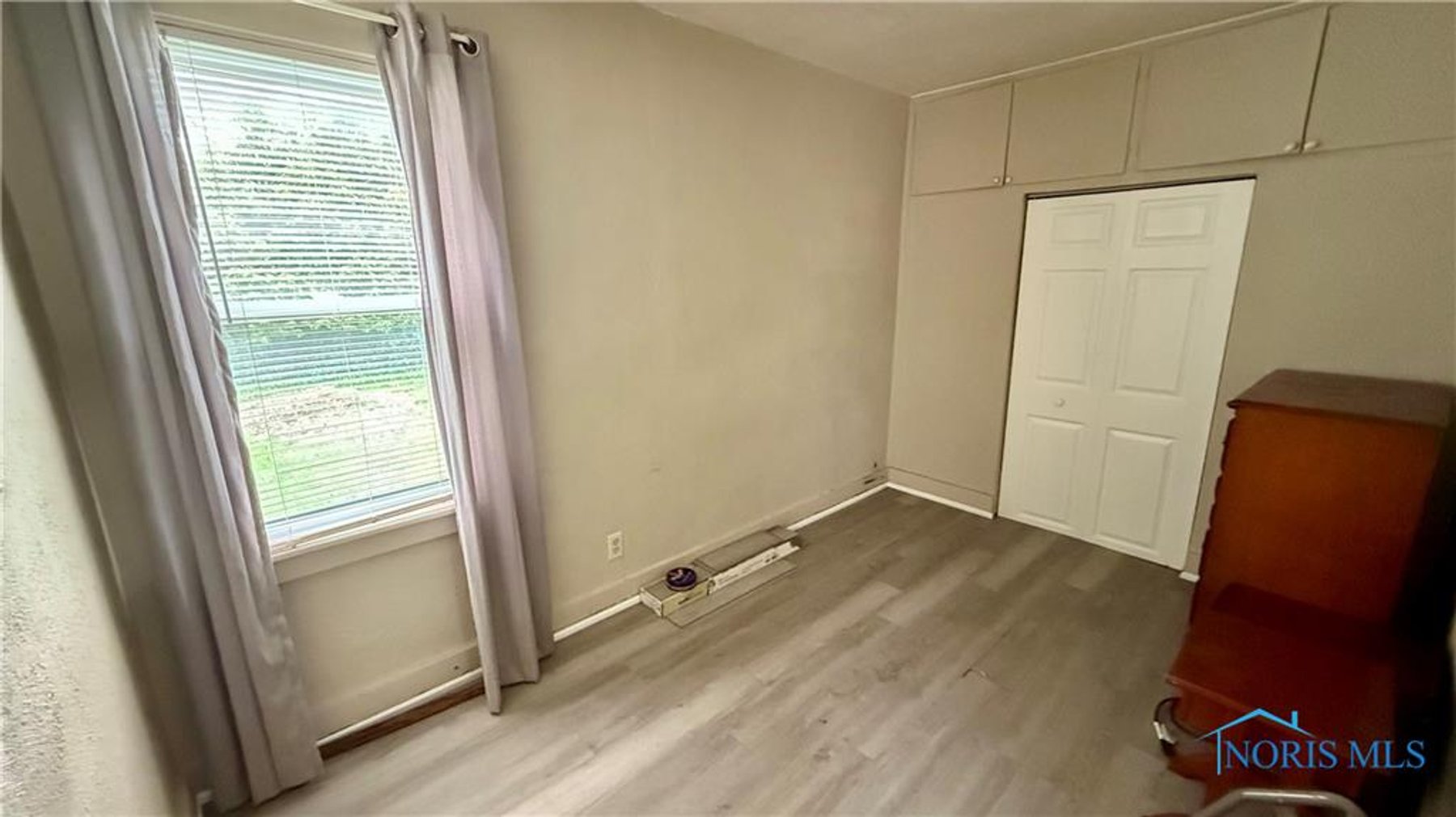 Image for MINIMUM BID AUCTION $99,000! 2659 Oak Grove Pl