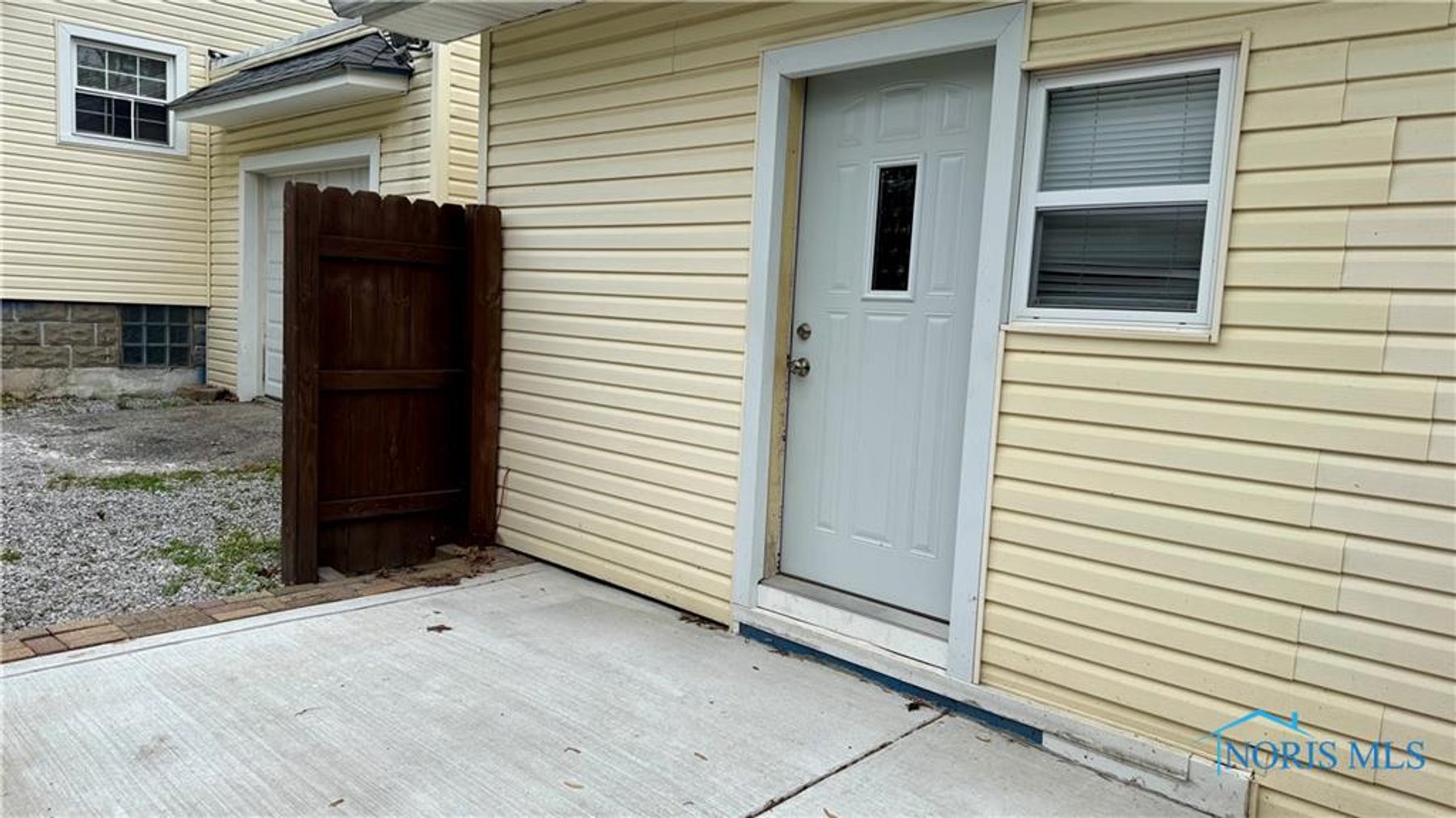 Image for MINIMUM BID AUCTION $99,000! 2659 Oak Grove Pl