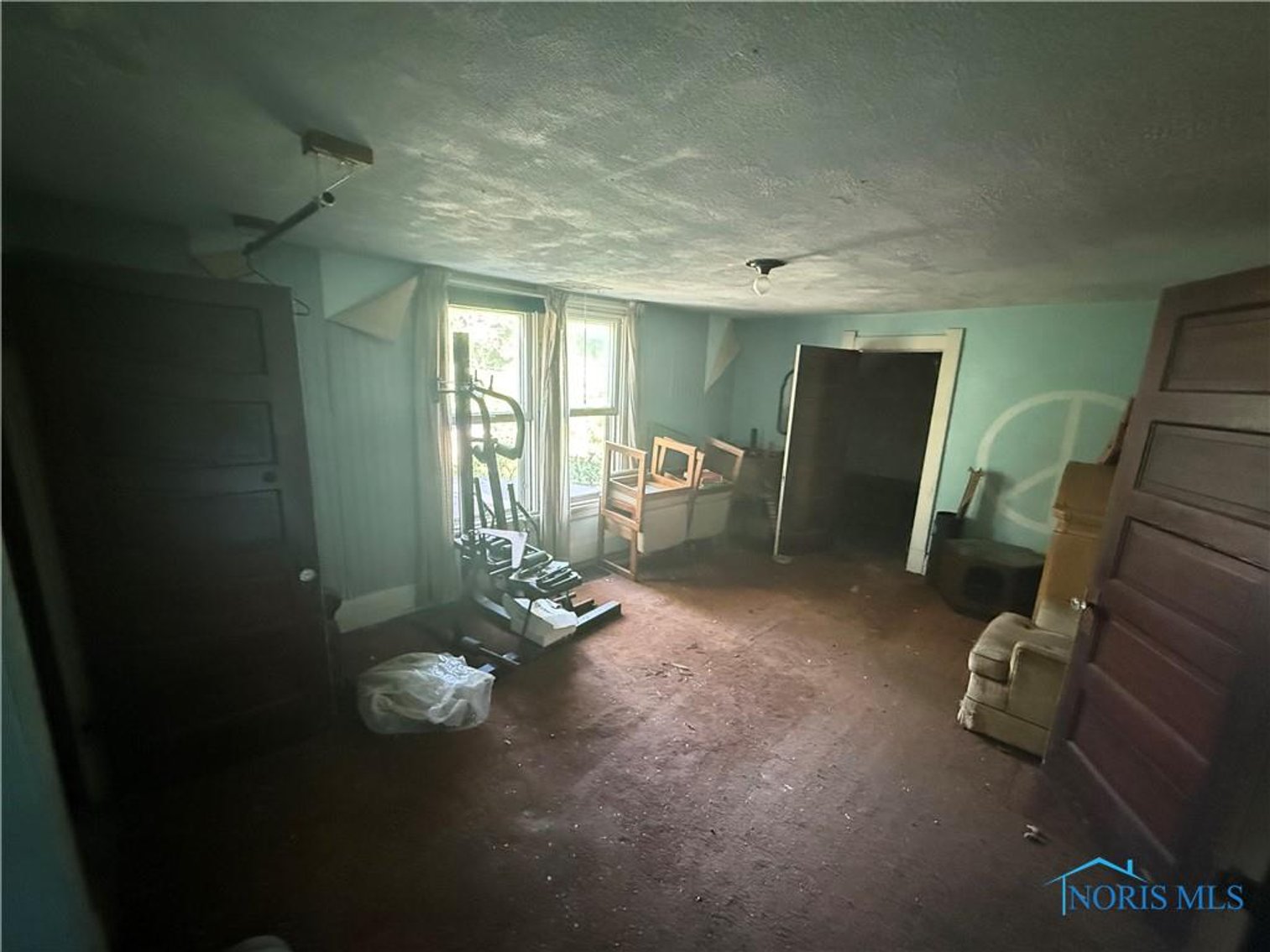 Image for MINIMUM BID AUCTION $25,000! 1441 Maumee St