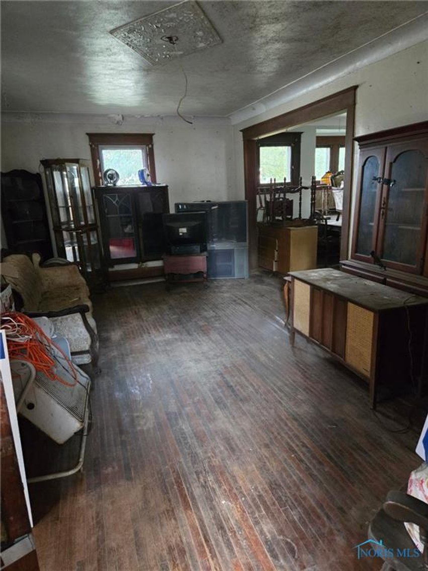 Image for MINIMUM BID AUCTION $25,000! 1441 Maumee St