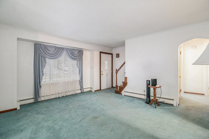 Image for MINIMUM BID AUCTION $90,000! 800 Askin St