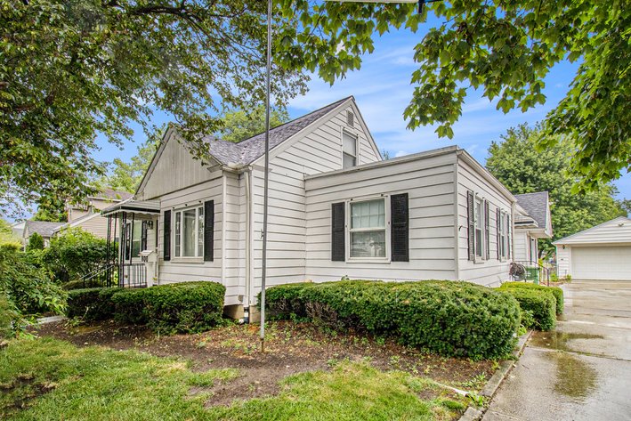 Image for MINIMUM BID AUCTION $90,000! 800 Askin St