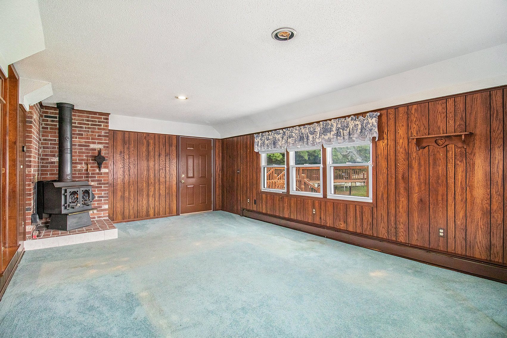 Image for MINIMUM BID AUCTION $90,000! 800 Askin St