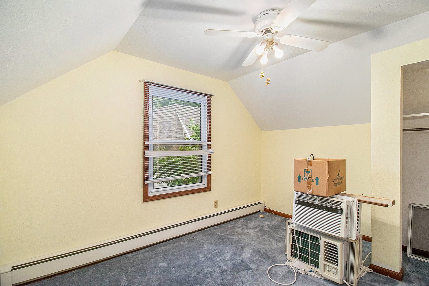 Image for MINIMUM BID AUCTION $90,000! 800 Askin St