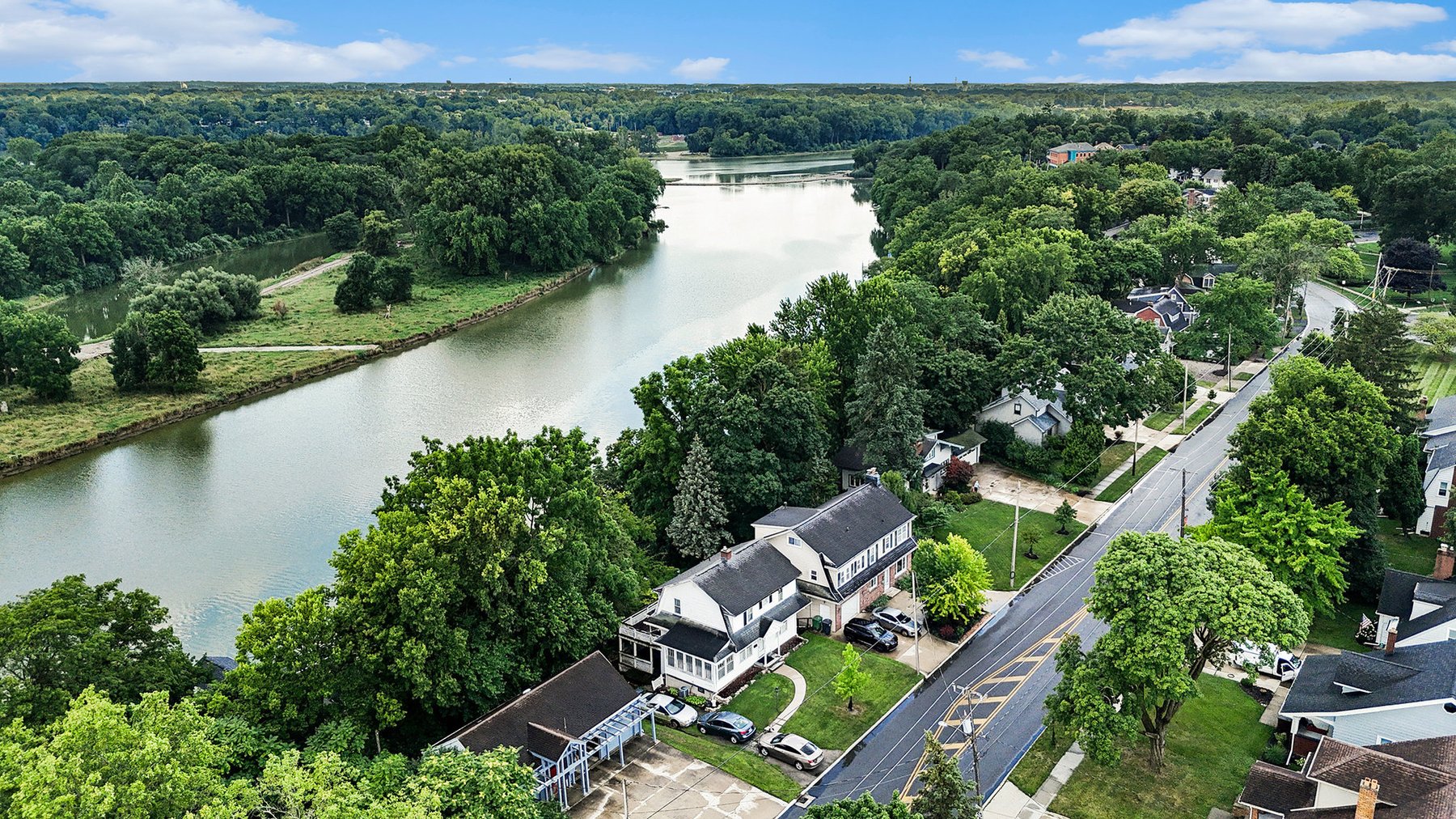 Image for MINIMUM BID AUCTION $139,000! 616 River Rd