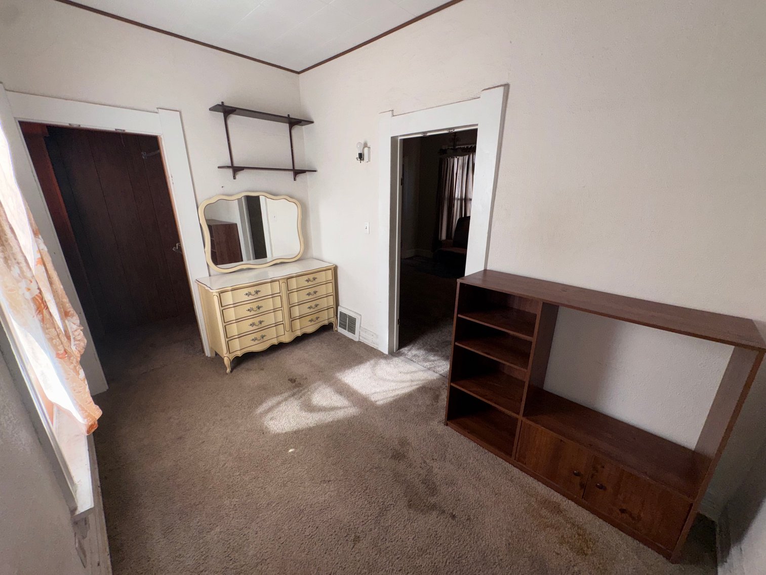 Image for MINIMUM BID AUCTION $29,000! 222/218 E Park