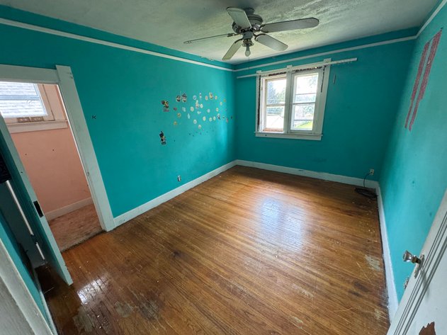 Image for MINIMUM BID AUCTION $59,000! 202 E Union St