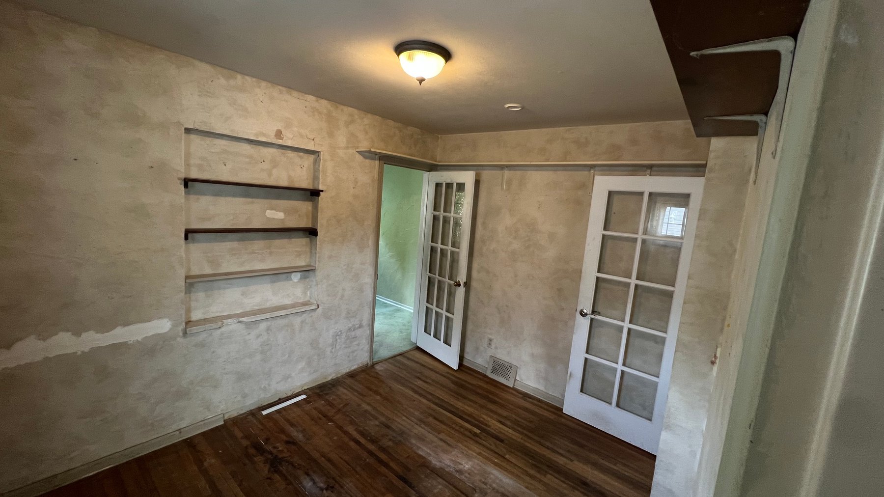 Image for MINIMUM BID AUCTION $89,000! 850 Lamonde Dr