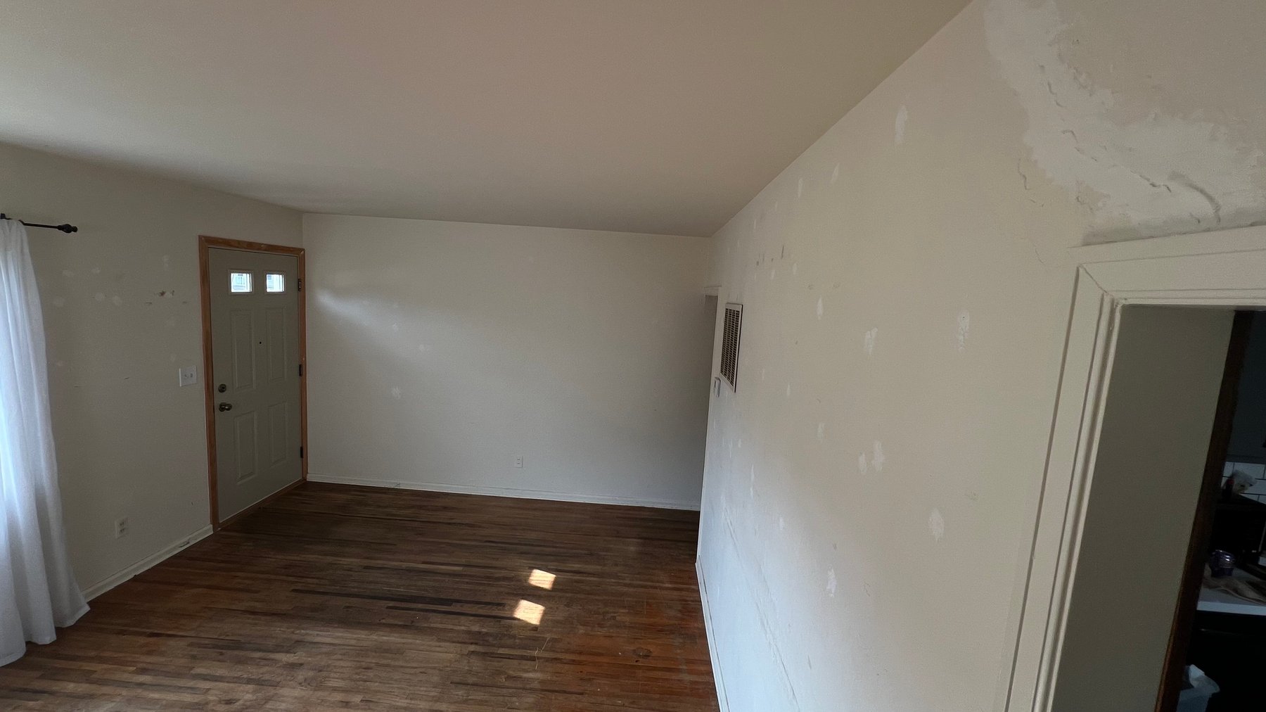 Image for MINIMUM BID AUCTION $89,000! 850 Lamonde Dr