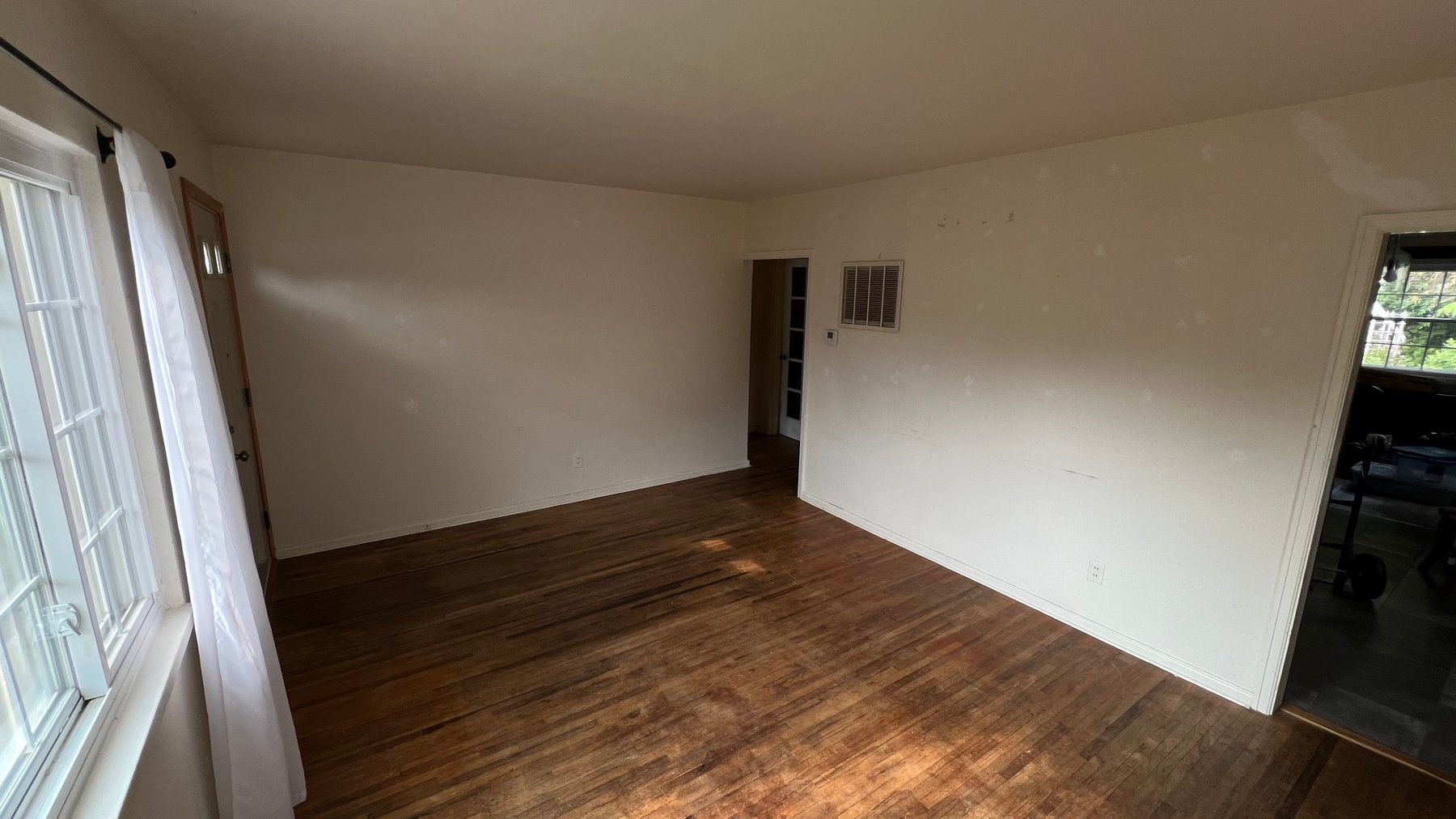 Image for MINIMUM BID AUCTION $89,000! 850 Lamonde Dr