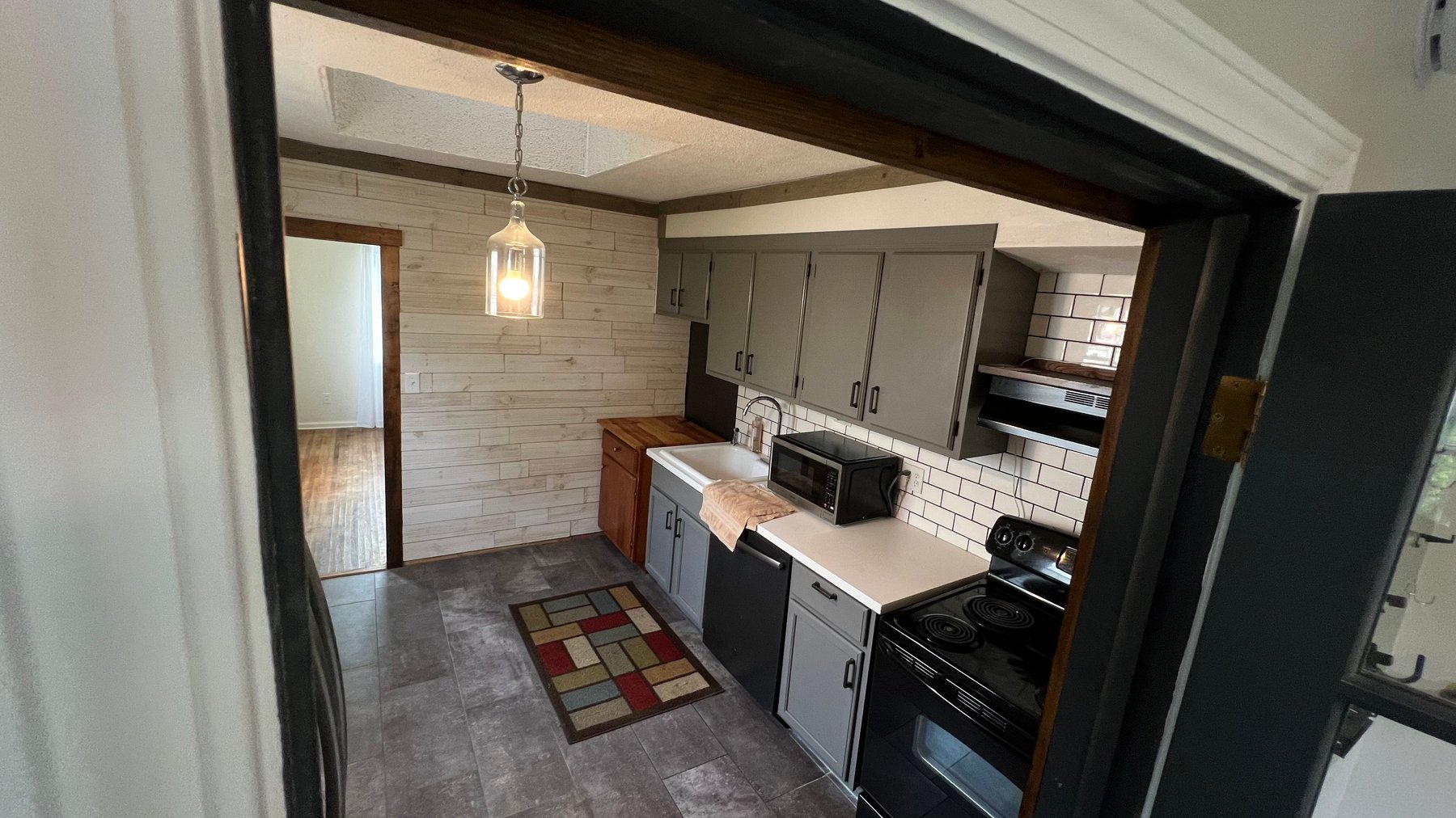 Image for MINIMUM BID AUCTION $89,000! 850 Lamonde Dr