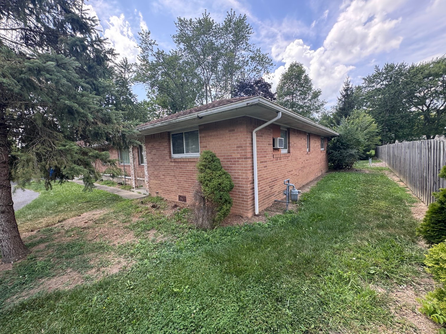 Image for MINIMUM BID AUCTION $99,000! 28543 Earl Dr