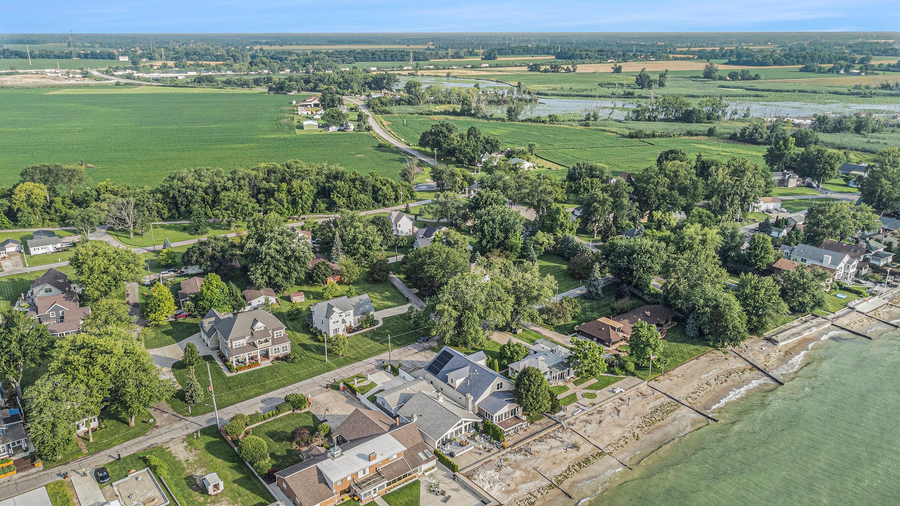 Image for MINIMUM BID AUCTION $425,000! 12294 Lakeshore Dr