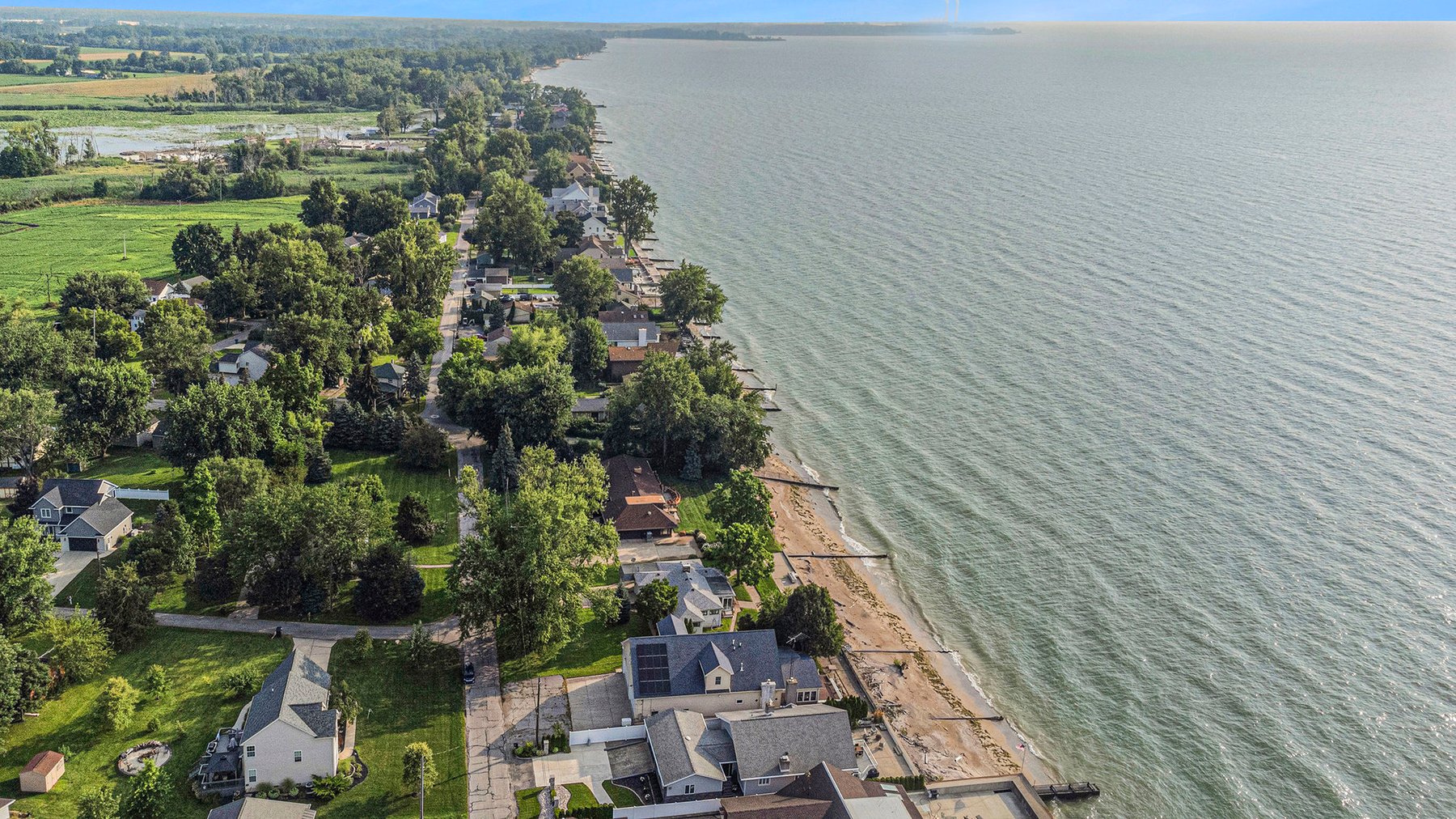 Image for MINIMUM BID AUCTION $425,000! 12294 Lakeshore Dr