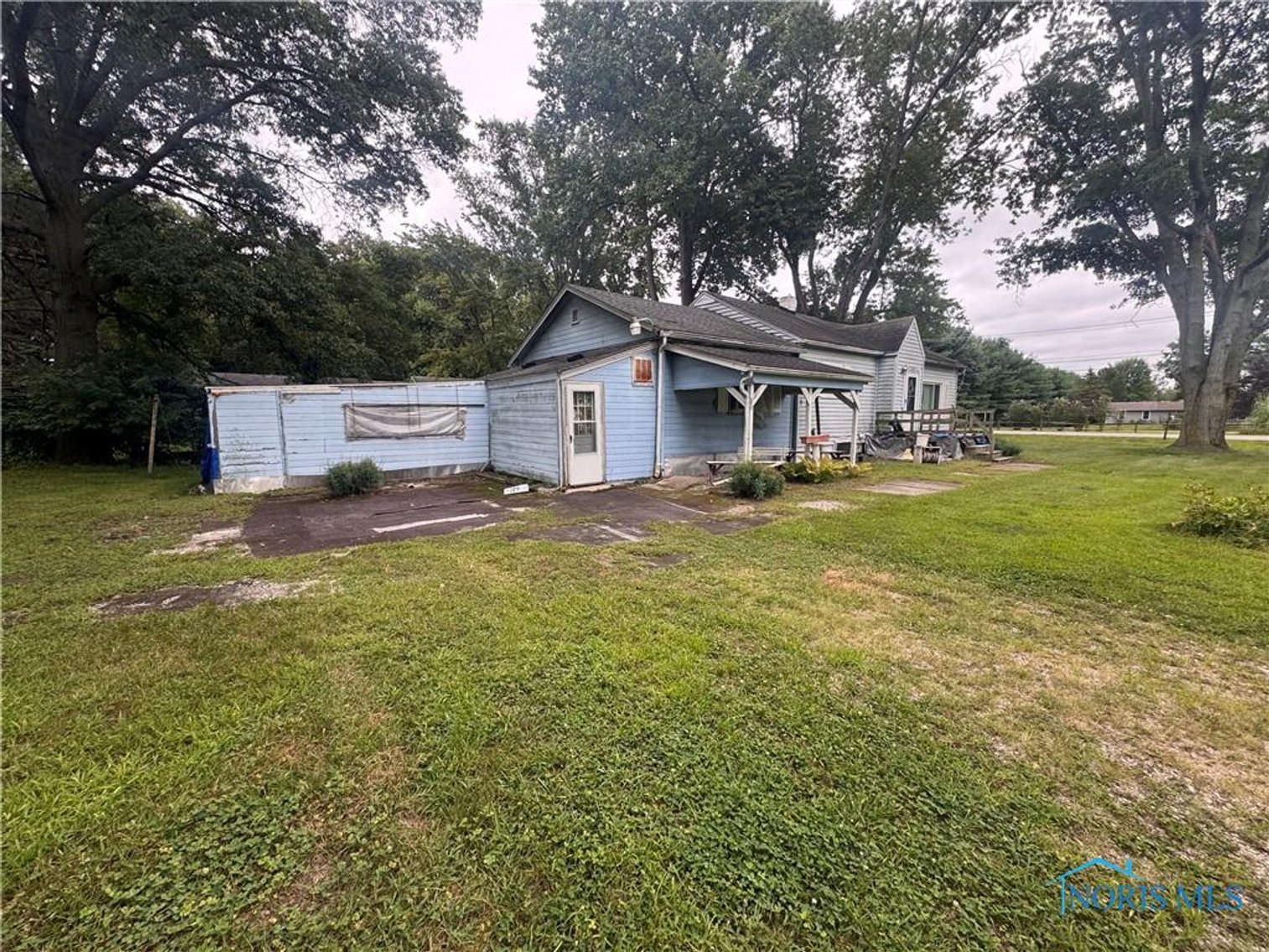 Image for MINIMUM BID AUCTION $50,000! 8276 Dorr St