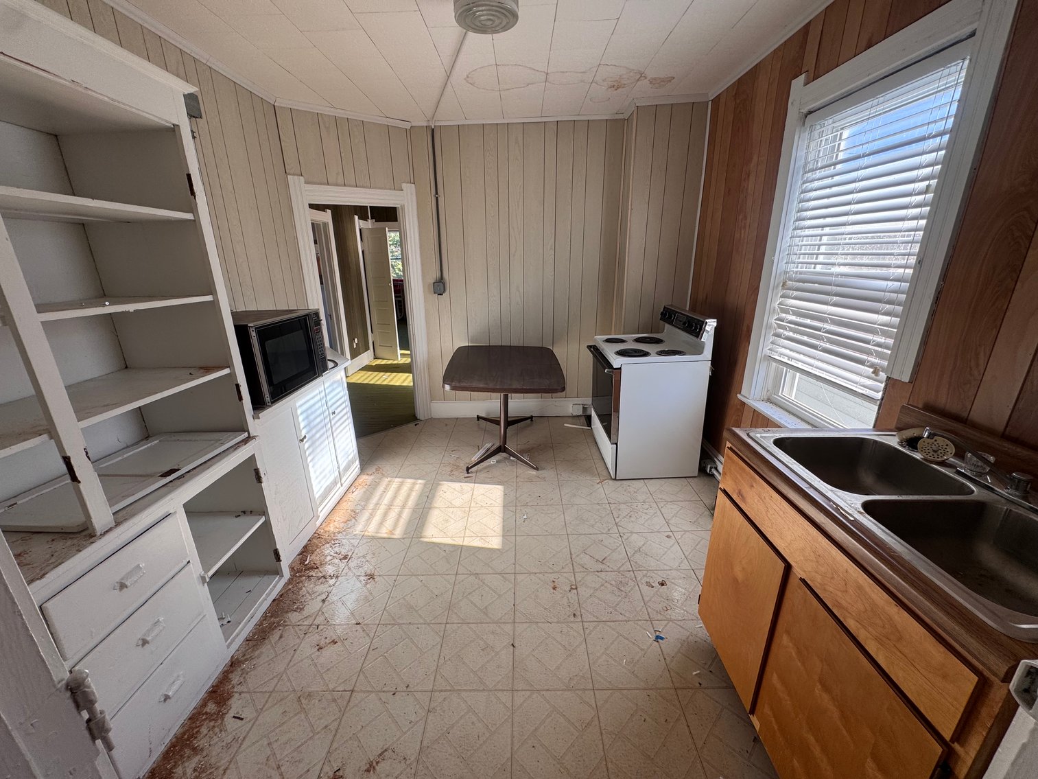 Image for MINIMUM BID AUCTION $29,000! 1302 Kelsey Ave