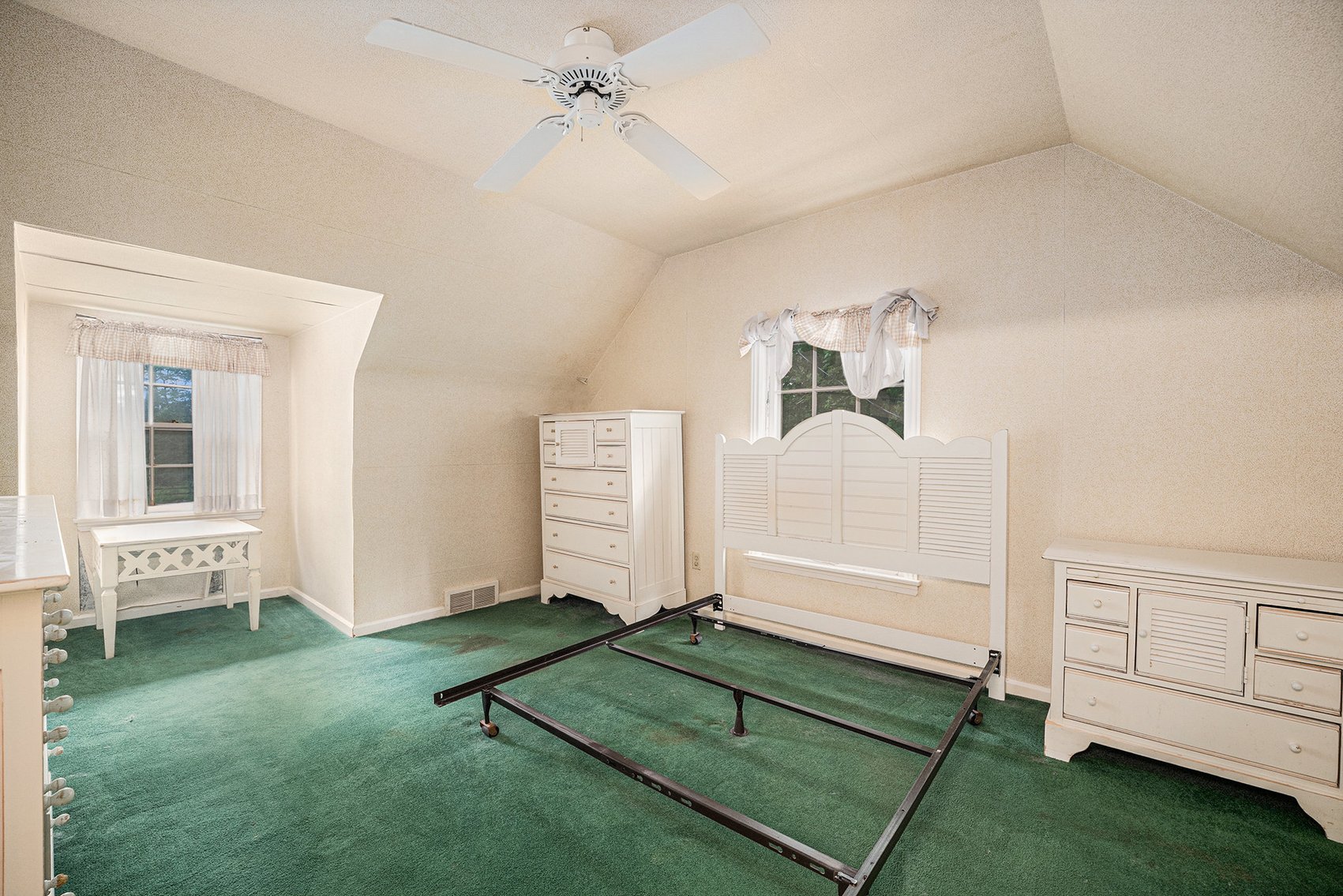 Image for SOLD PRIOR TO AUCTION!  4117 Sheraton