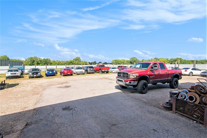 Image for MINIMUM BID AUCTION $275,000! 650 Plasterbed