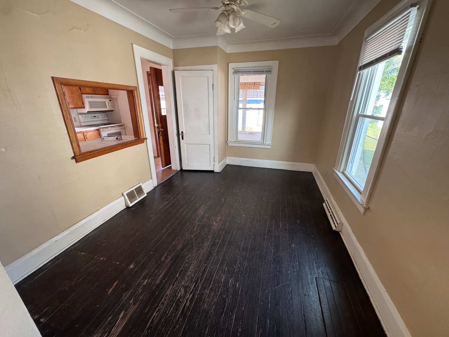 Image for MINIMUM BID AUCTION $39,000! 576 Bronx Dr