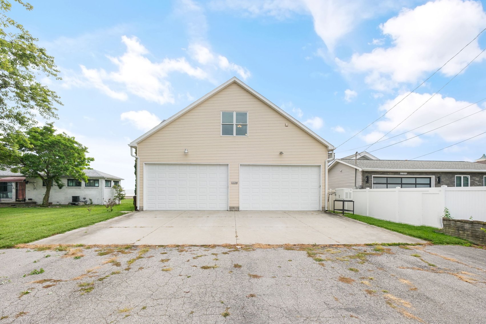 Image for MINIMUM BID AUCTION $425,000! 12294 Lakeshore Dr