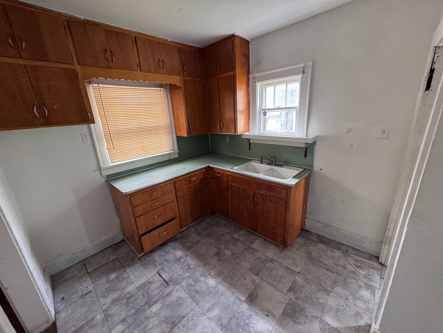 Image for SOLD PRIOR TO AUCTION! 2105 Evansdale Ave